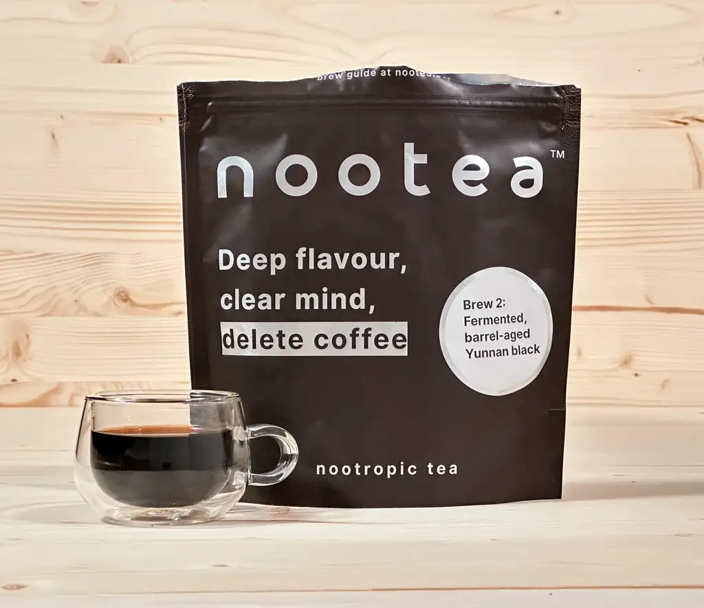 NooTea Brew 2 pouch with black brew and latte-style serving